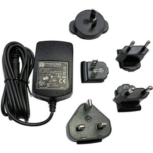 Adaptateur avec prises (EU-US-UK-AU-KR)