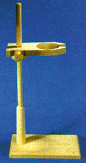 Support en bois pour 1 entonnoir