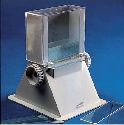 [#118013-S65662] Distributeur de lames porte-objet