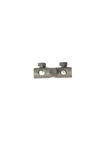 Raccord universel vissant triple